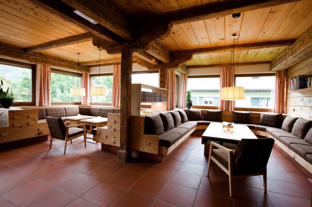 Hotel Gasthof Krone Hittisau Bagian luar foto